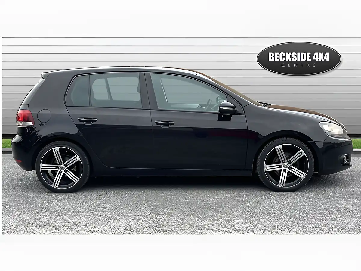 Used 2011 Volkswagen Golf GT Black - Interior and Exterior details 2