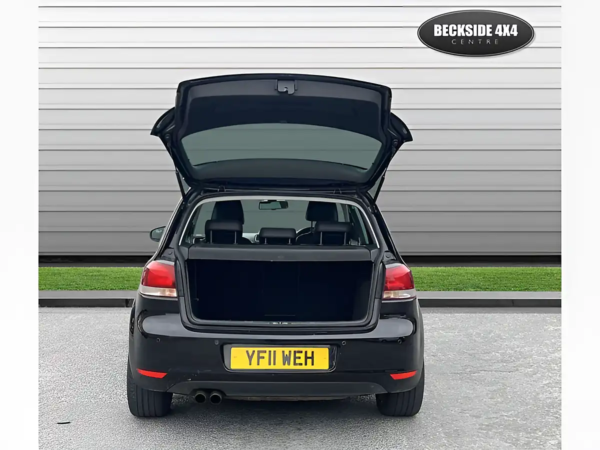 Used 2011 Volkswagen Golf GT Black - Interior and Exterior details 9