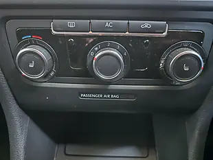 Used 2011 Volkswagen Golf GT (leather) Blue - Interior and Exterior details 20