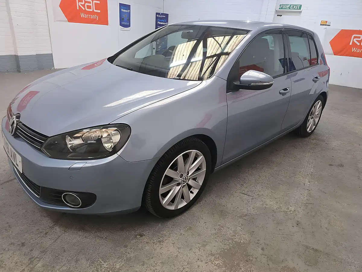 Used 2011 Volkswagen Golf GT (leather) Blue - Interior and Exterior details 4
