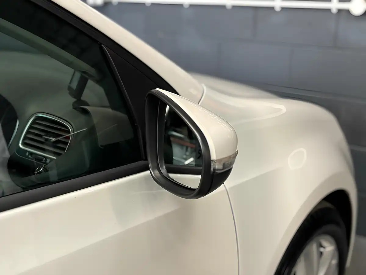 Used 2011 Volkswagen Golf GT (leather) White - Interior and Exterior details 20