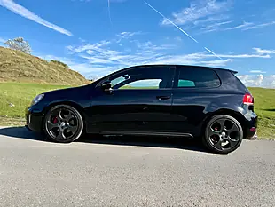 Used 2011 Volkswagen Golf GTI (leather) Black - Interior and Exterior details 14