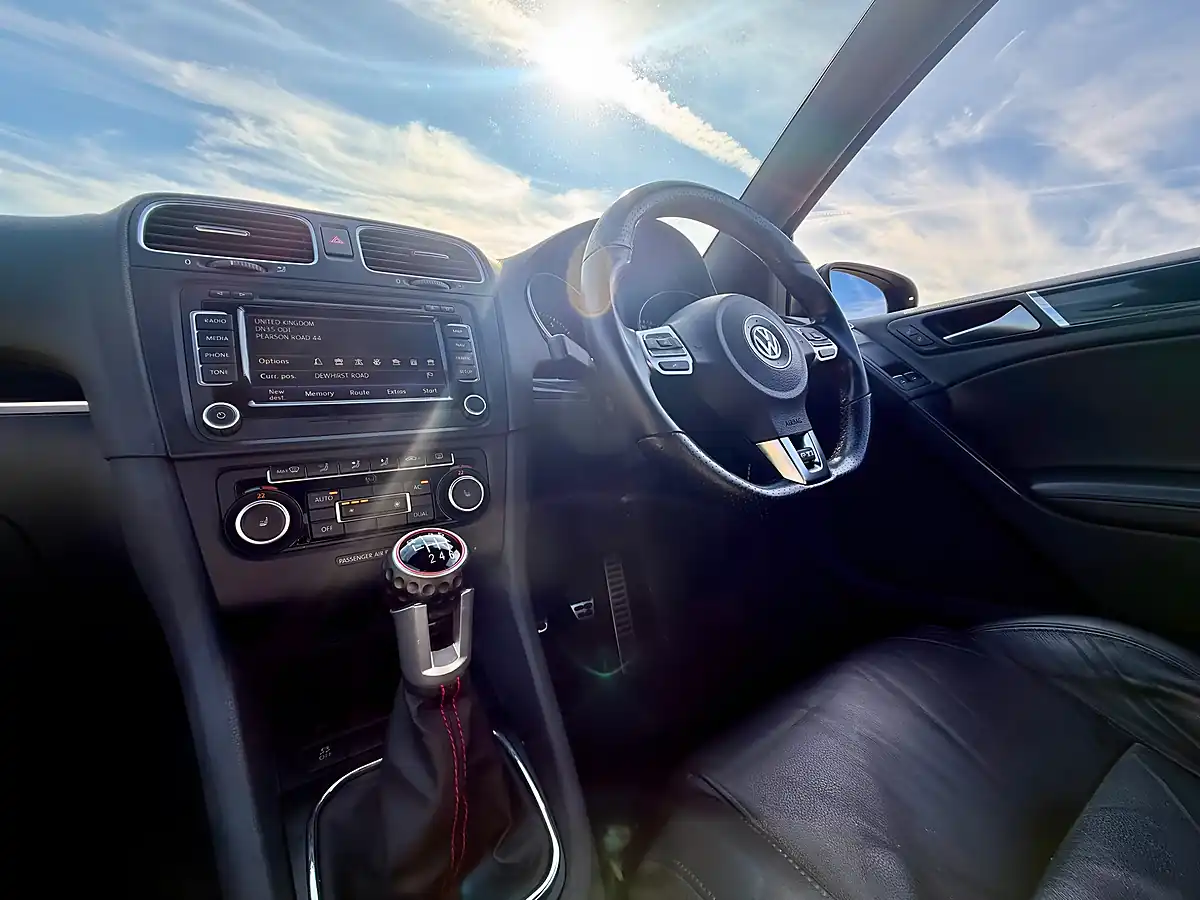 Used 2011 Volkswagen Golf GTI (leather) Black - Interior and Exterior details 19