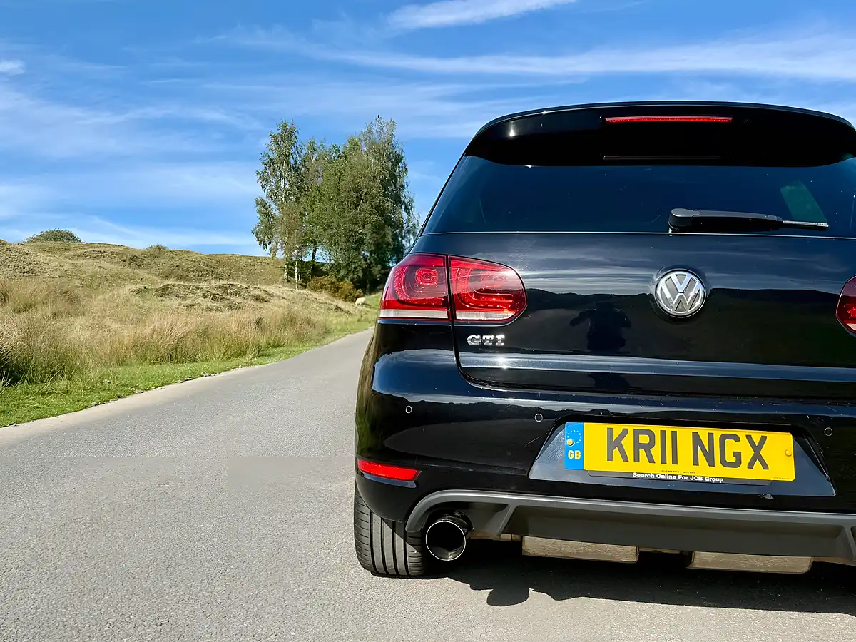 Used 2011 Volkswagen Golf GTI (leather) Black - Interior and Exterior details 6