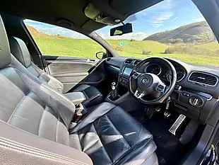 Used 2011 Volkswagen Golf GTI (leather) Black - Interior and Exterior details 8