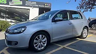 Used 2011 Volkswagen Golf Match Silver - Interior and Exterior details 13