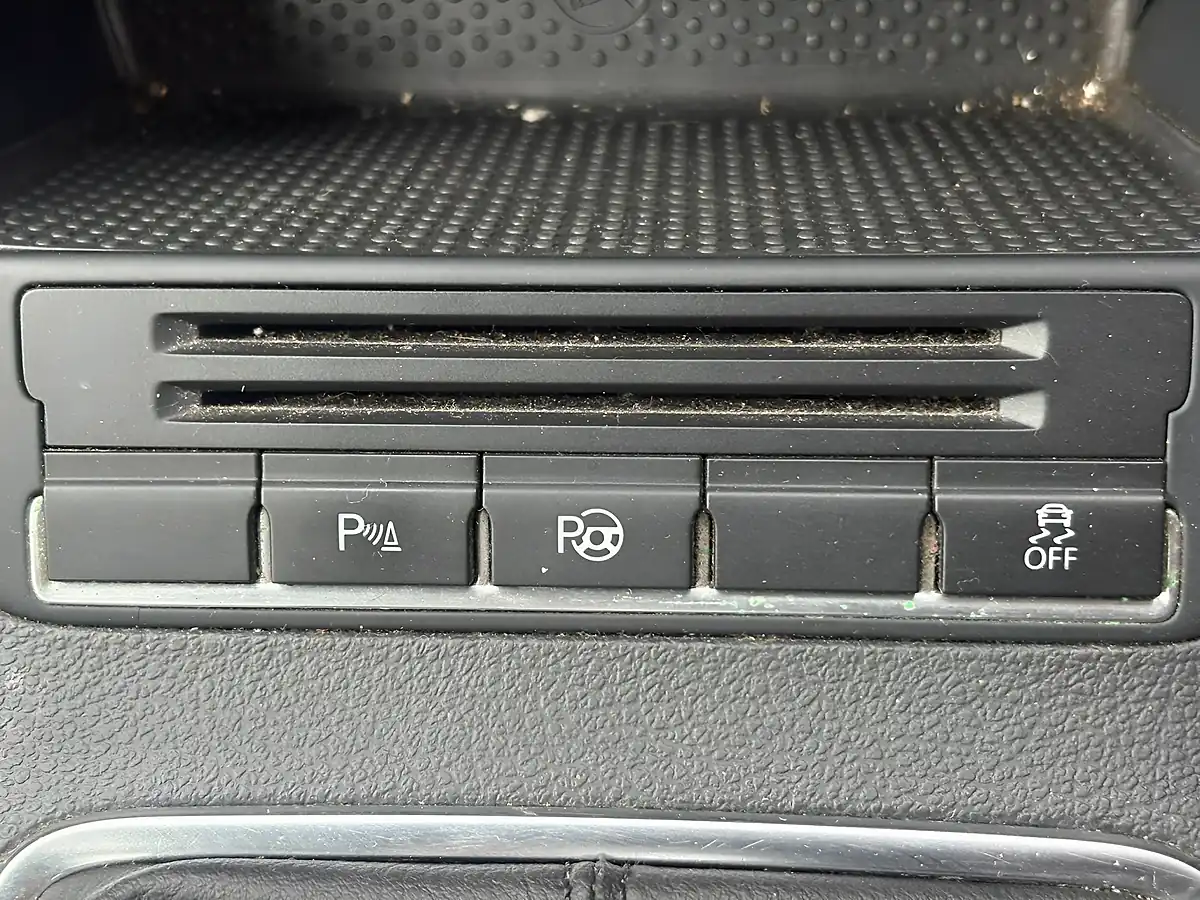 Used 2011 Volkswagen Golf Plus Se Grey - Interior and Exterior details 18