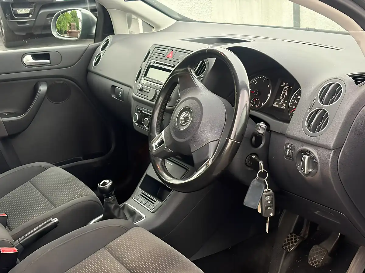 Used 2011 Volkswagen Golf Plus Se Grey - Interior and Exterior details 7
