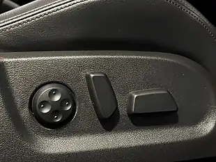 Used 2011 Volkswagen Golf R Blue - Interior and Exterior details 16