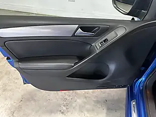 Used 2011 Volkswagen Golf R Blue - Interior and Exterior details 17