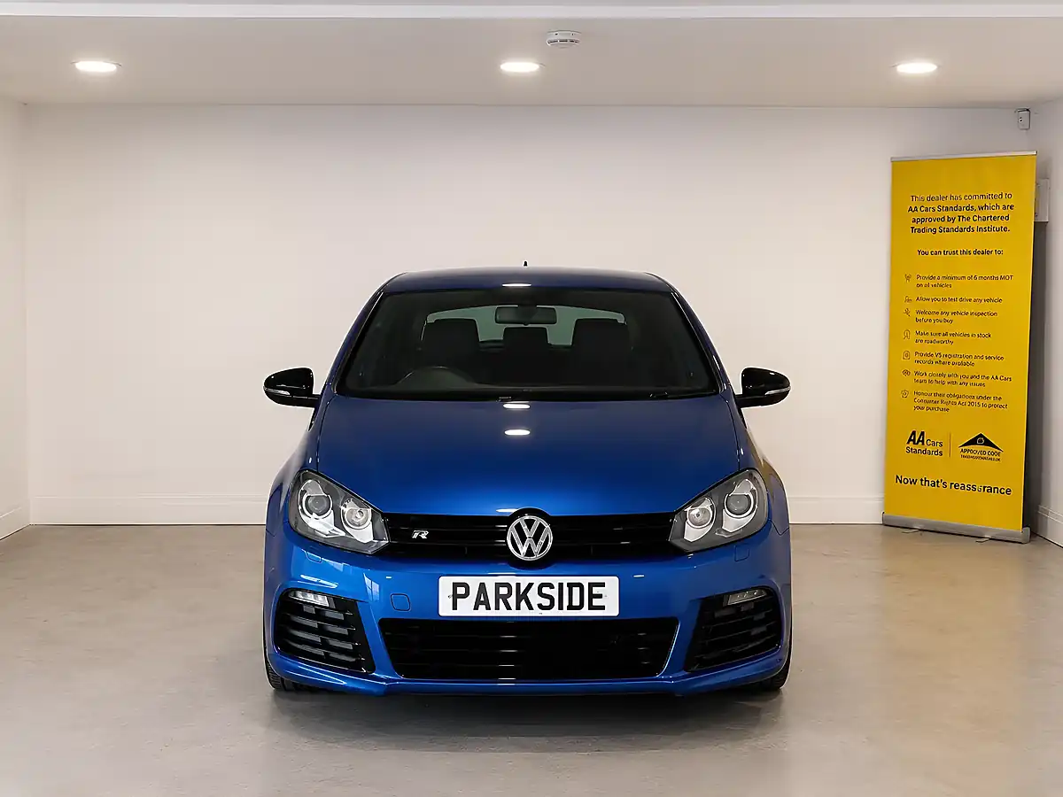 Used 2011 Volkswagen Golf R Blue - Interior and Exterior details 8