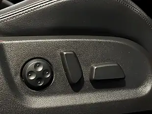 Used 2011 Volkswagen Golf R (leather) Blue - Interior and Exterior details 16