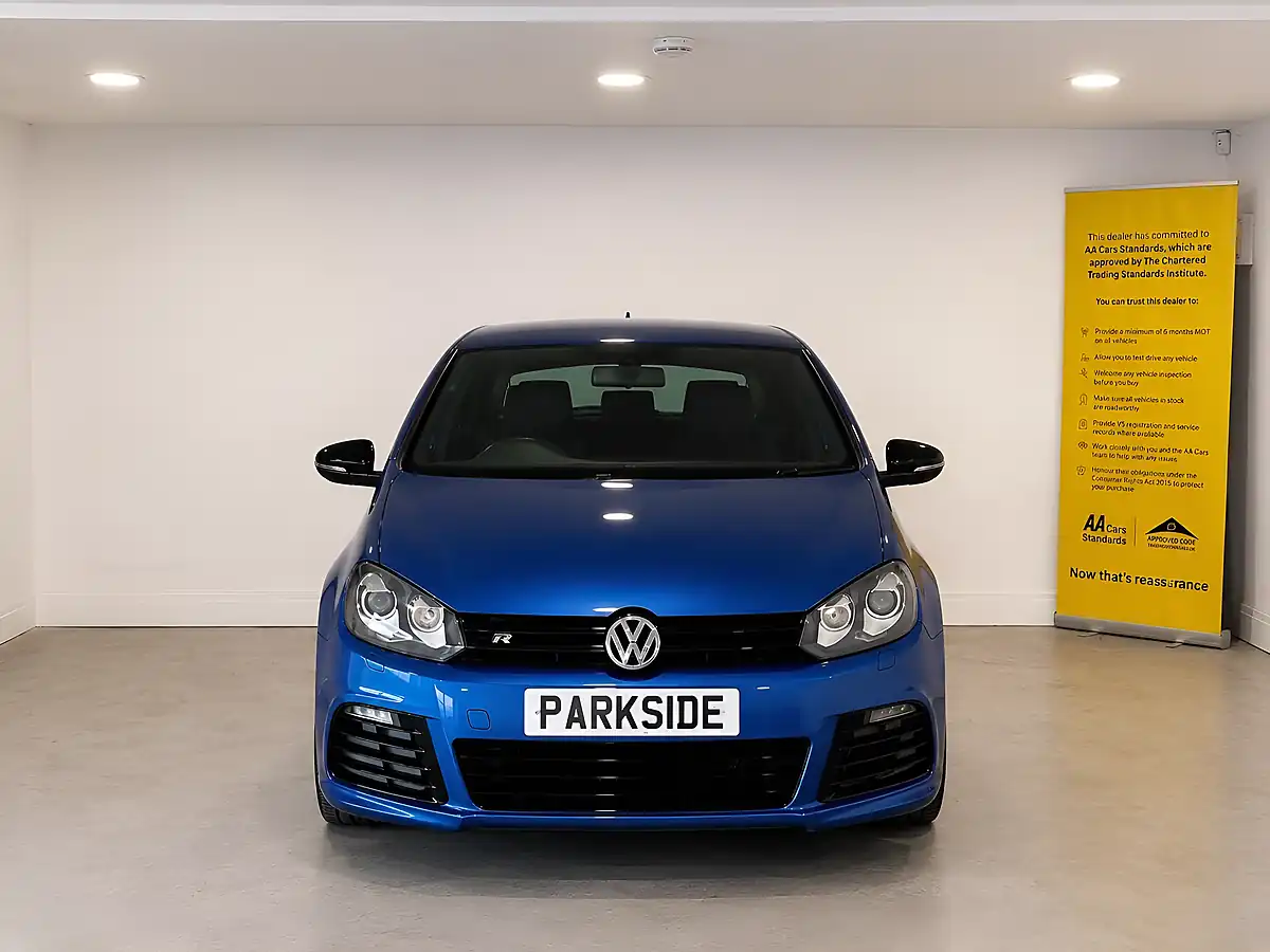 Used 2011 Volkswagen Golf R (leather) Blue - Interior and Exterior details 5