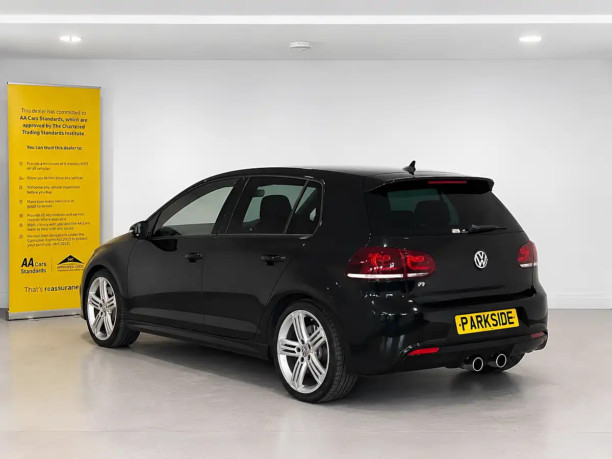 Used 2011 Volkswagen Golf R (leather) Deep Black - Interior and Exterior details 11