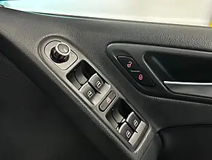 Used 2011 Volkswagen Golf R (leather) Deep Black - Interior and Exterior details 13