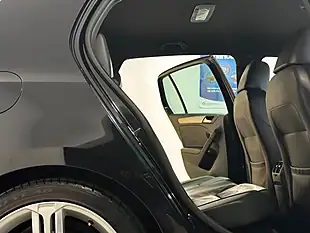 Used 2011 Volkswagen Golf R (leather) Deep Black - Interior and Exterior details 18
