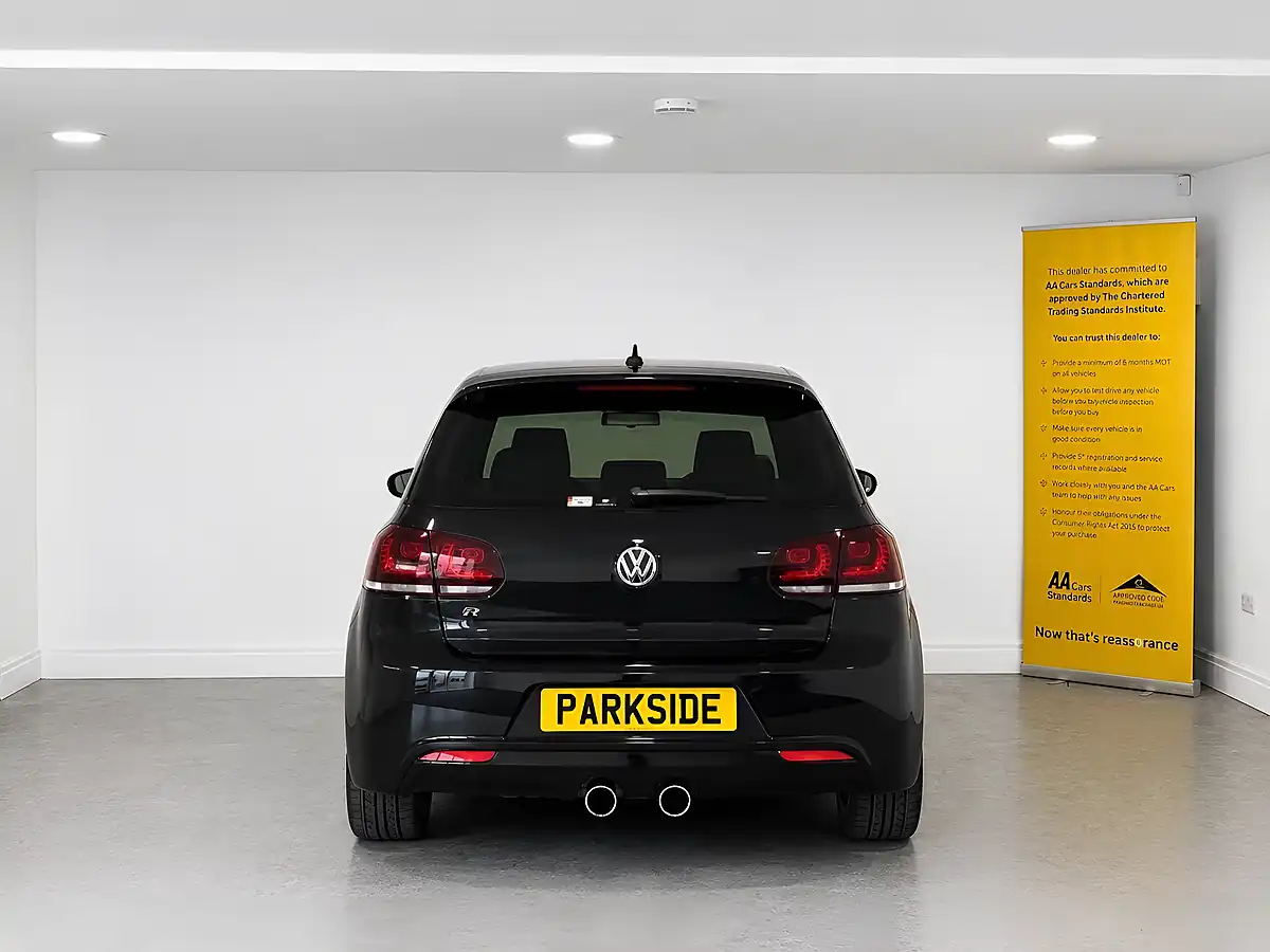 Used 2011 Volkswagen Golf R (leather) Deep Black - Interior and Exterior details 6