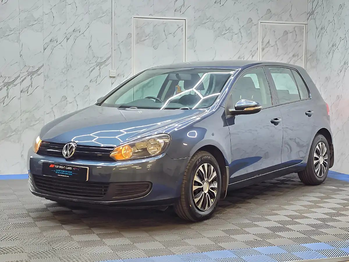 Used 2011 Volkswagen Golf S Blue - Interior and Exterior details 3