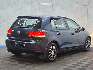 Used 2011 Volkswagen Golf S Blue - Interior and Exterior details 8