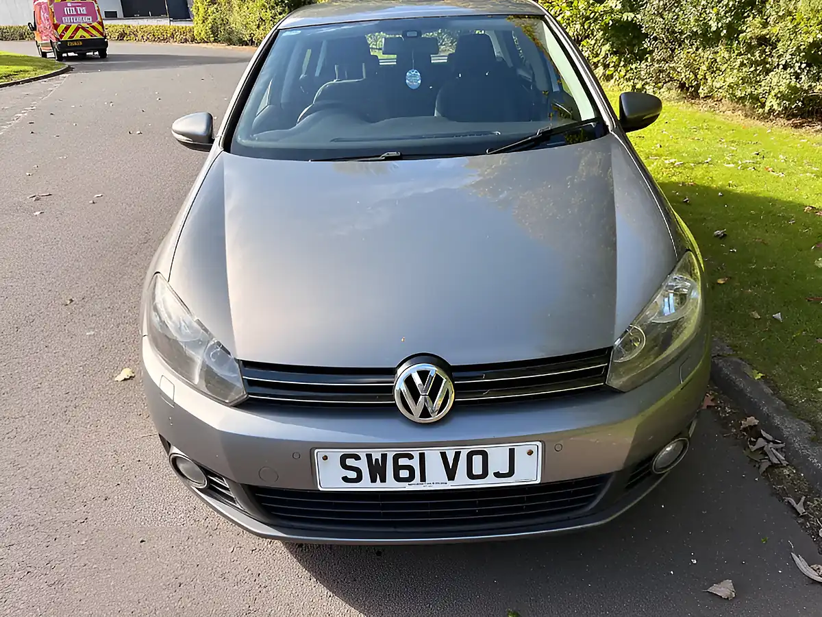 Used 2011 Volkswagen Golf Se Grey - Interior and Exterior details 6