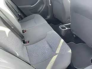 Used 2011 Volkswagen Jetta Bluemotion Tech S Grey - Interior and Exterior details 10