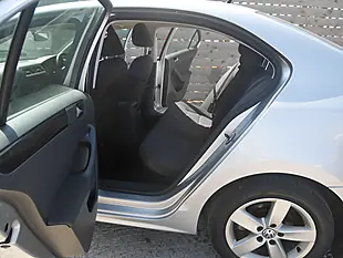 Used 2011 Volkswagen Jetta Se Reflex Silver - Interior and Exterior details 12