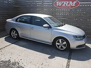 Used 2011 Volkswagen Jetta Se Reflex Silver - Interior and Exterior details 2