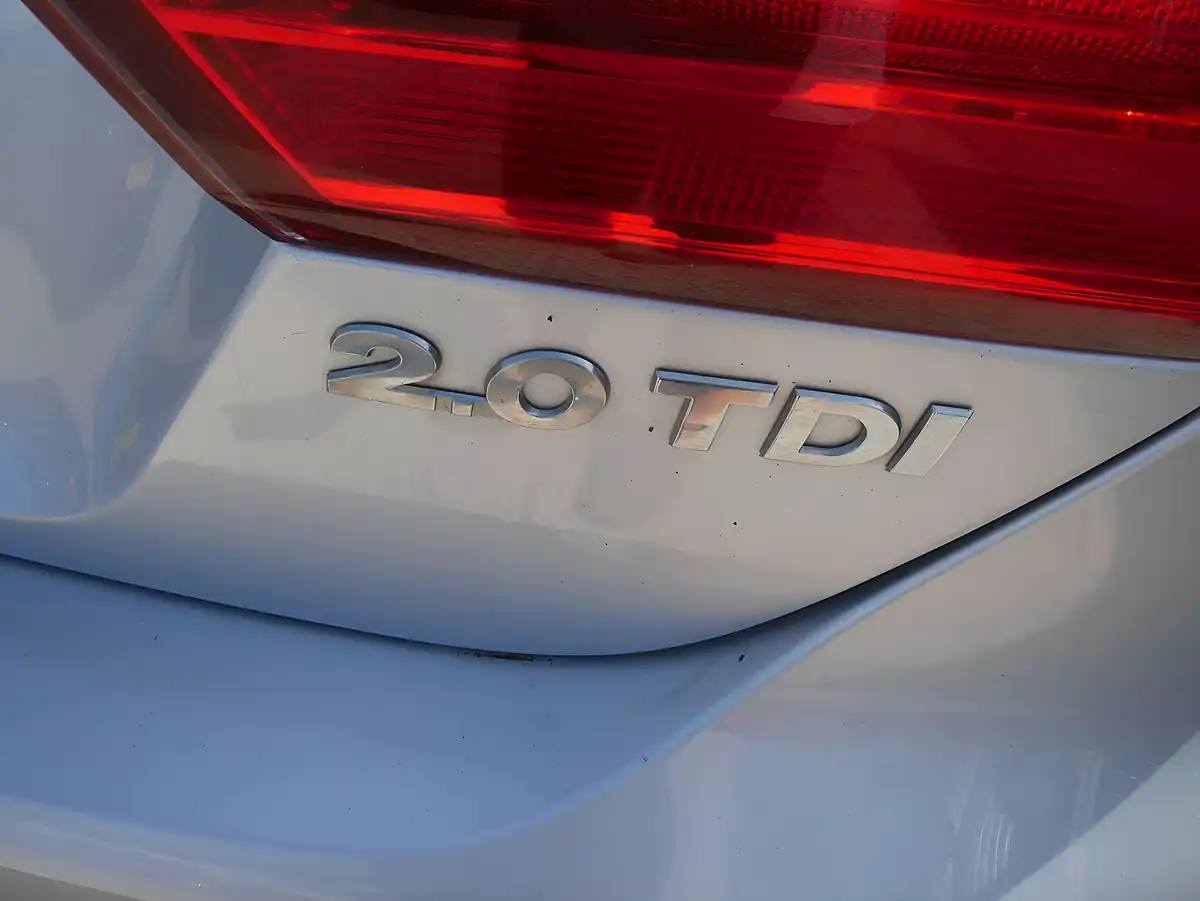 Used 2011 Volkswagen Jetta Se Reflex Silver - Interior and Exterior details 20