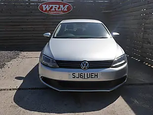 Used 2011 Volkswagen Jetta Se Reflex Silver - Interior and Exterior details 3