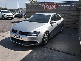 Used 2011 Volkswagen Jetta Se Reflex Silver - Interior and Exterior details 5