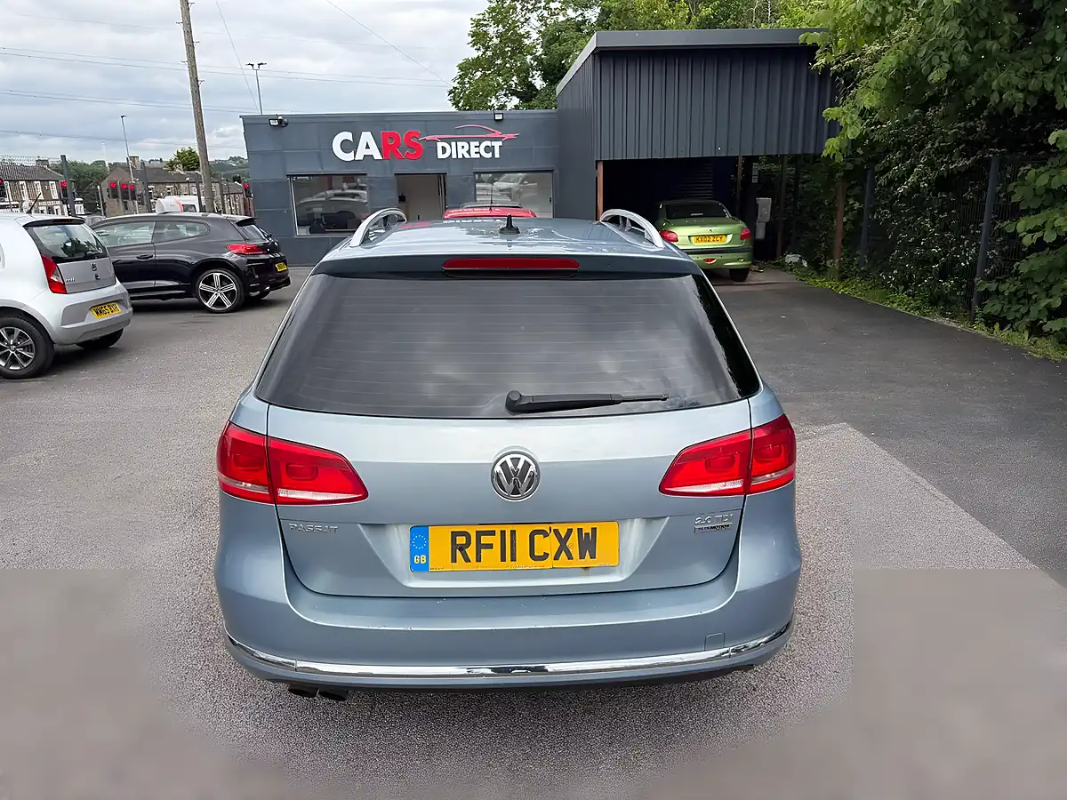 Used 2011 Volkswagen Passat Bluemotion Tech Sport Grey - Interior and Exterior details 6