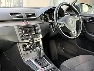 Used 2011 Volkswagen Passat Se Grey - Interior and Exterior details 2