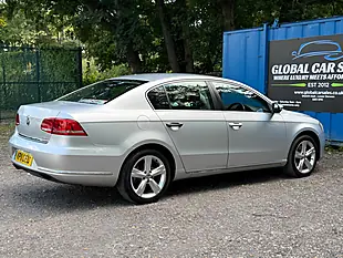 Used 2011 Volkswagen Passat Se Silver - Interior and Exterior details 13