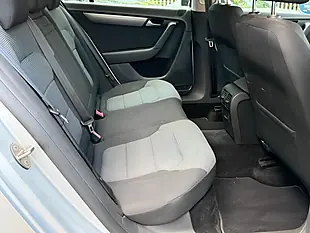 Used 2011 Volkswagen Passat Se Silver - Interior and Exterior details 14