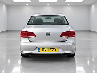 Used 2011 Volkswagen Passat Se Silver - Interior and Exterior details 5