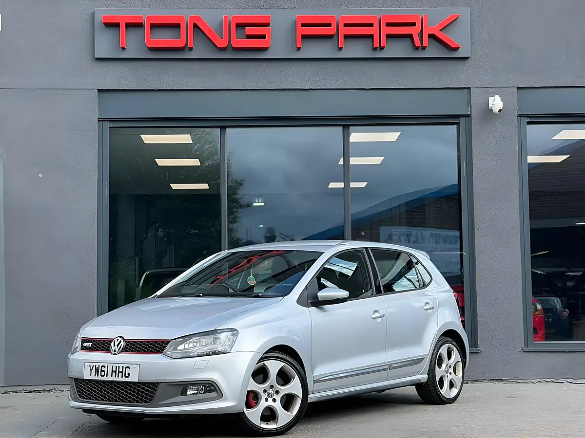 Used 2011 Volkswagen Polo GTI Silver - Interior and Exterior details 10
