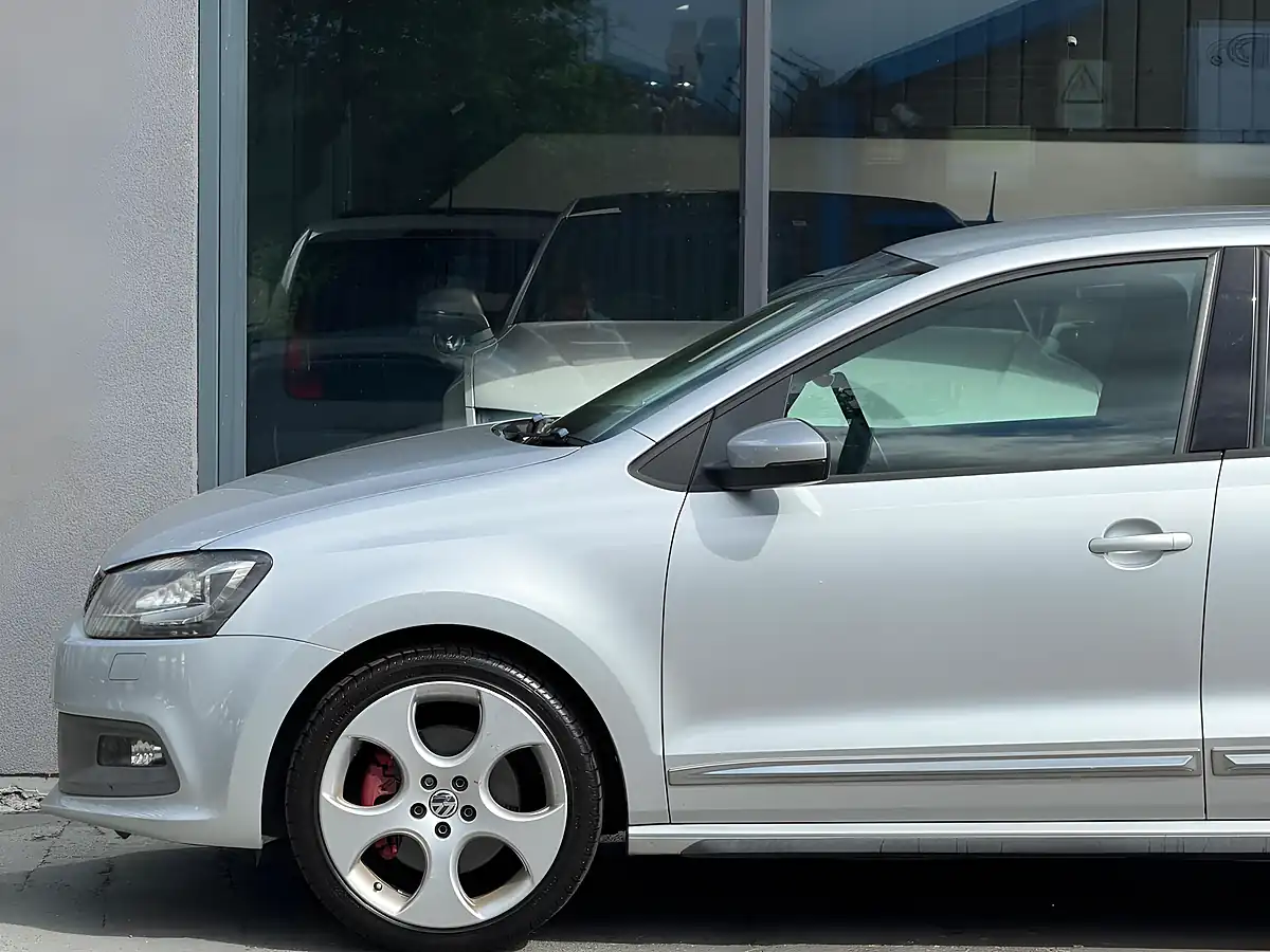 Used 2011 Volkswagen Polo GTI Silver - Interior and Exterior details 14