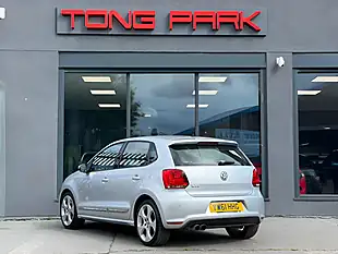 Used 2011 Volkswagen Polo GTI Silver - Interior and Exterior details 5