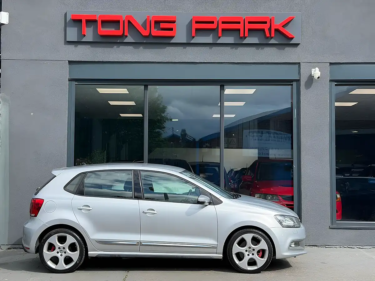 Used 2011 Volkswagen Polo GTI Silver - Interior and Exterior details 7