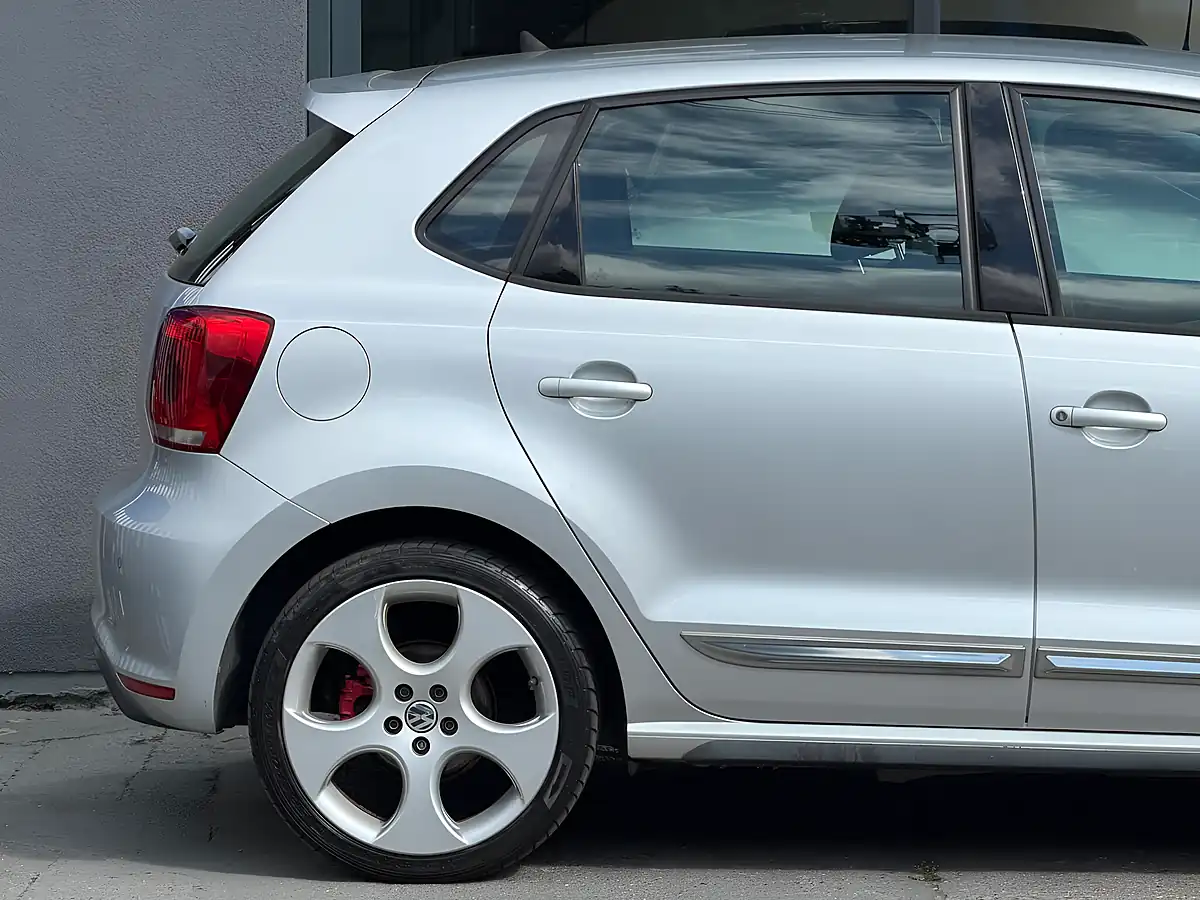 Used 2011 Volkswagen Polo GTI Silver - Interior and Exterior details 8