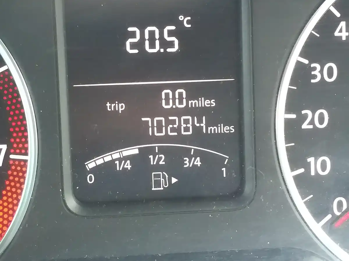 Used 2011 Volkswagen Polo Match Grey - Interior and Exterior details 16