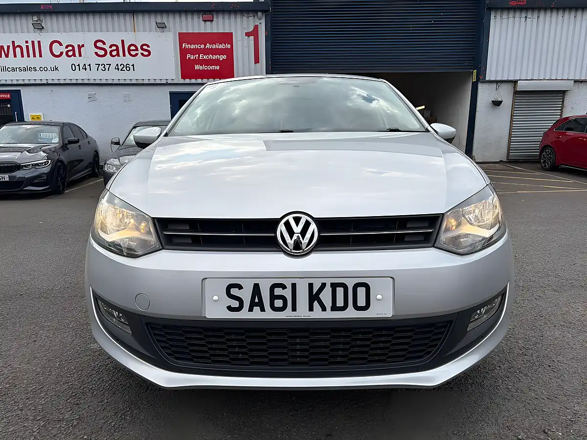 Used 2011 Volkswagen Polo Match Silver - Interior and Exterior details 2