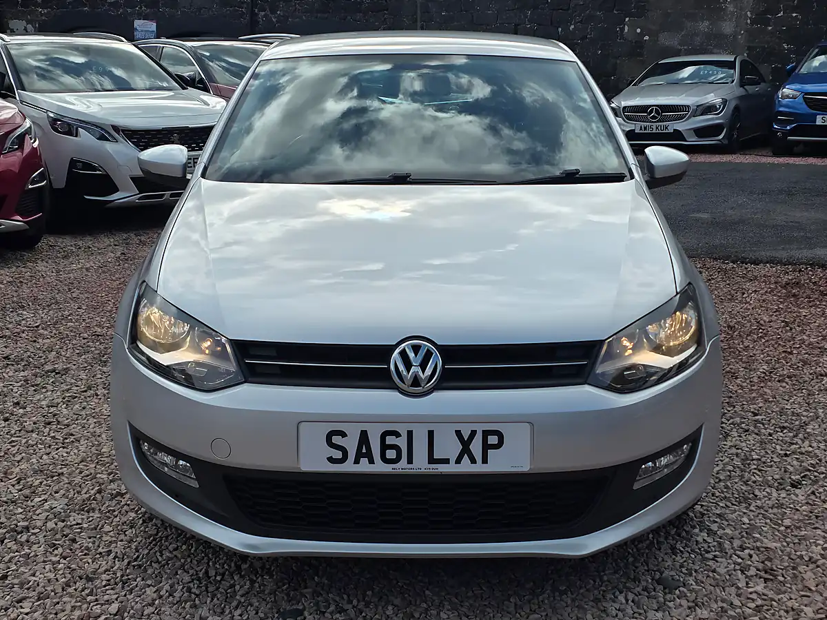 Used 2011 Volkswagen Polo Match Silver - Interior and Exterior details 3