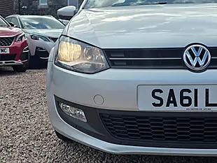 Used 2011 Volkswagen Polo Match Silver - Interior and Exterior details 4