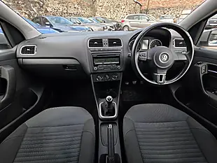Used 2011 Volkswagen Polo Match Silver - Interior and Exterior details 7