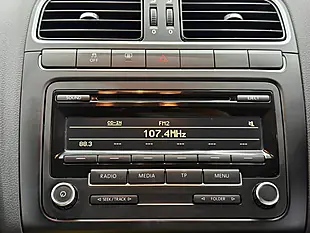 Used 2011 Volkswagen Polo Match Silver - Interior and Exterior details 19