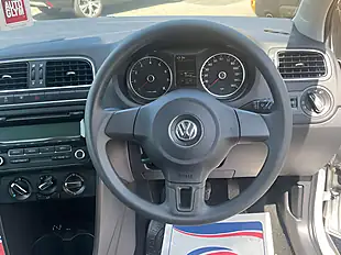 Used 2011 Volkswagen Polo Moda Silver - Interior and Exterior details 17