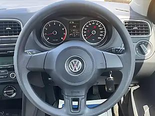 Used 2011 Volkswagen Polo Moda Silver - Interior and Exterior details 18