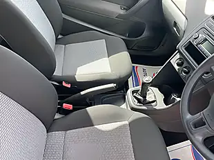 Used 2011 Volkswagen Polo S Silver - Interior and Exterior details 15