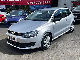 Used 2011 Volkswagen Polo S Silver - Interior and Exterior details 4